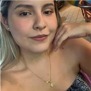 Profesora de inglés, con experiencia en trabajo con niños, enfocados en el área bilingüe